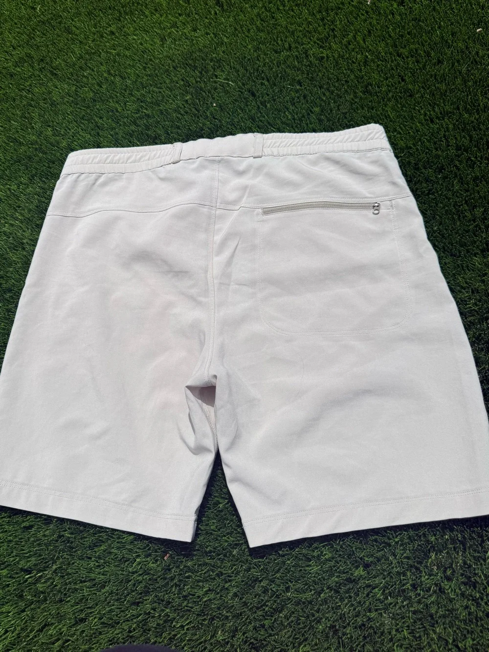 The North Face Summit Series Men’s Off-White hiking travel Shorts